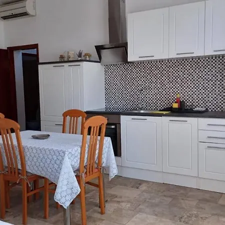 Apartment Senka Orebic