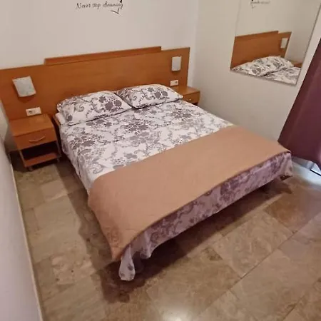 Senka * Orebić